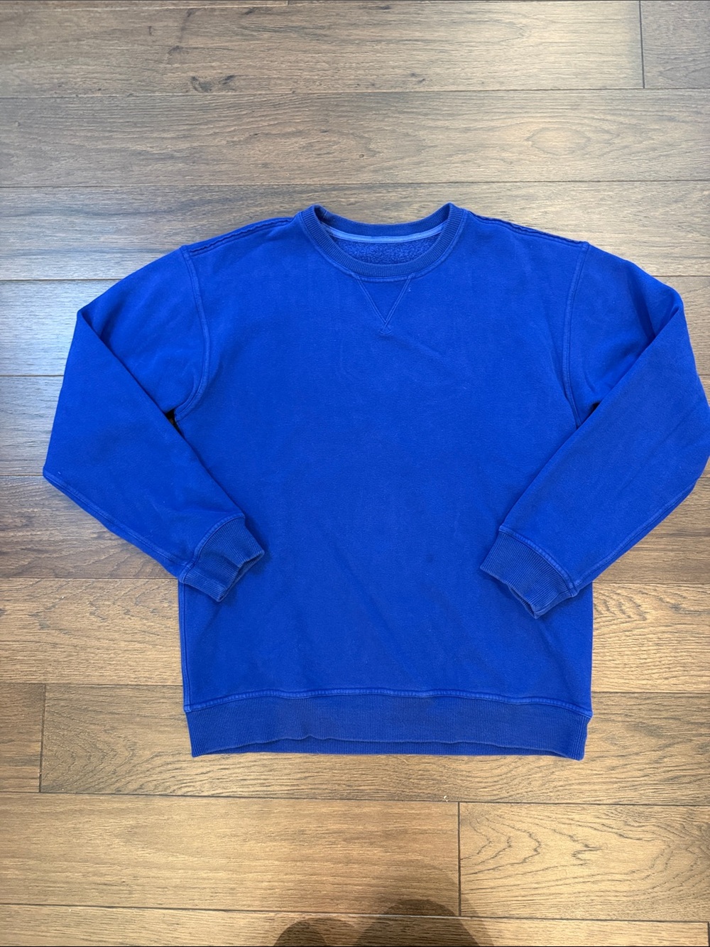 Lululemon Women’s Crewneck Sweatshirt in Size 6/8 (?) in Cobalt Blue - C1-130